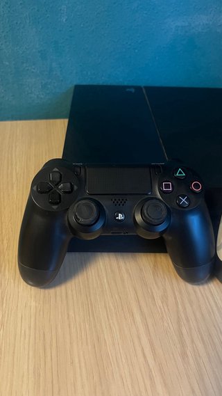 PS4 500GB (Pack completo)