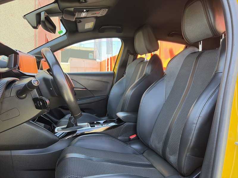 Peugeot 208 2020, foto 8