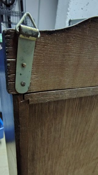 Especiero de madera vintage
