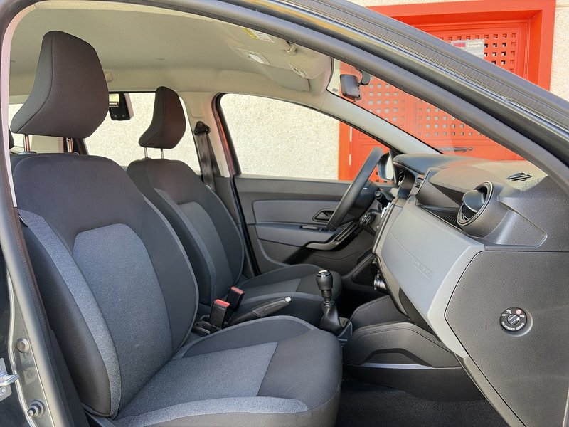 Dacia Duster Essential Blue dCi 4X4 2022, foto 22