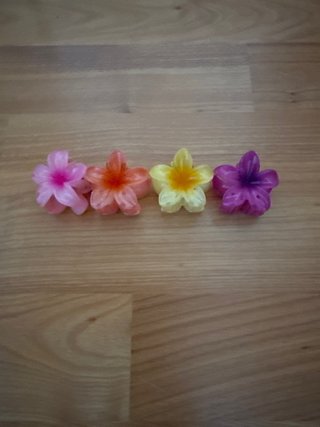 Mini pinzas de flores de colores