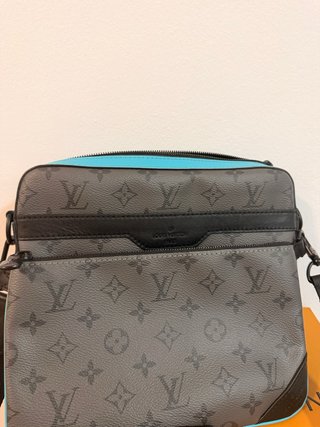 Bolso Louis Vuitton gris y azul