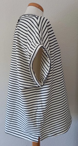 Camiseta Rayas Horizontales Negra y Beige