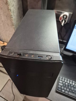 PC i3 7ª Gen 12GB DDR4 240GB SSD 1TB HDD GTX 970