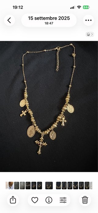 Collana girocollo con croci e medaglie