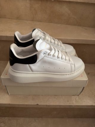 Sneakers Alexander McQueen in bianco da uomo