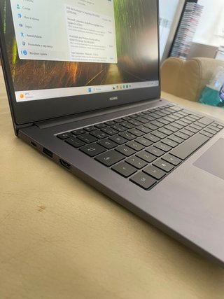 Huawei MateBook D 14 i5/8GB/512GB SSD