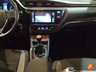 Toyota Auris 1.2 120T Active