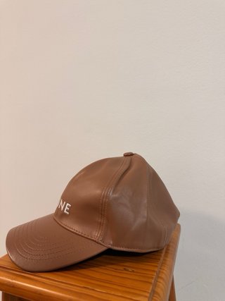 Berretto Celine Marrone in Pelle