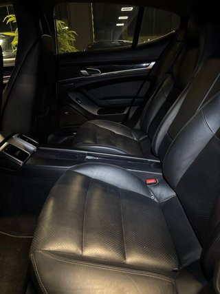 Porsche Panamera 2013