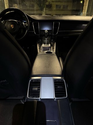 Porsche Panamera 2013