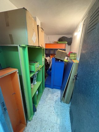 Mobiliario y accesorios para montaje de Tienda