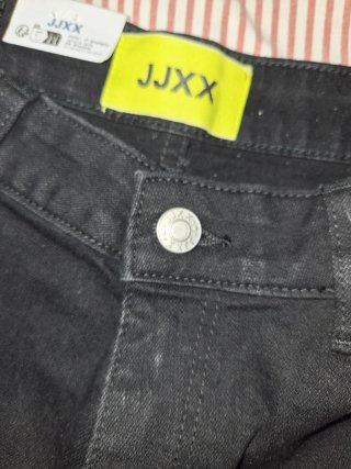 Pantalón corto negro JJXX