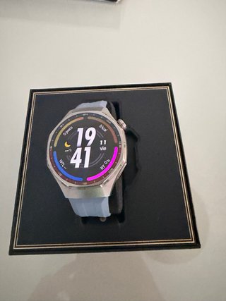 Reloj Inteligente Azul y Plateado