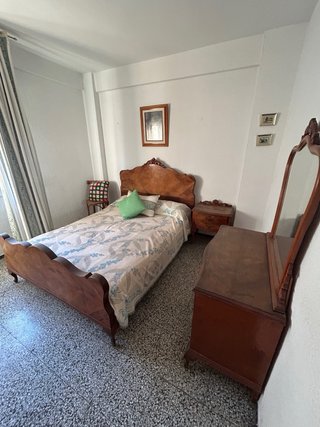 Mueble tocador antiguo con cajones