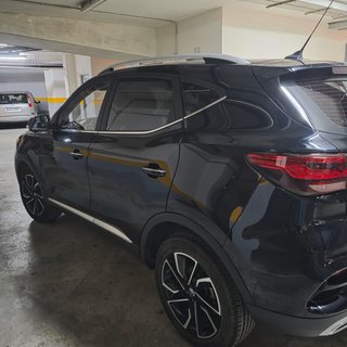 MG ZS 2023