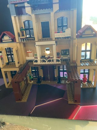 LEGO Indoraptor Mansion Set