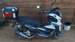 Keeway XDV 300 Maxi Scooter