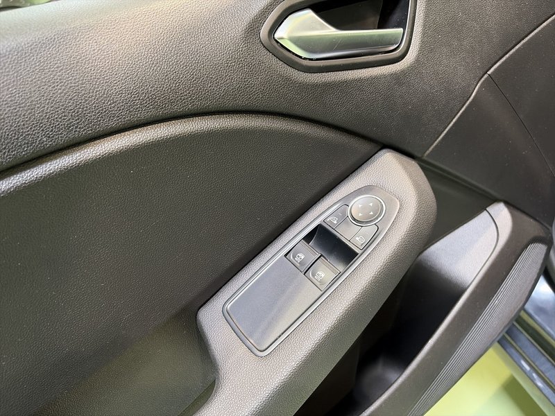 Renault Clio 2022, foto 10