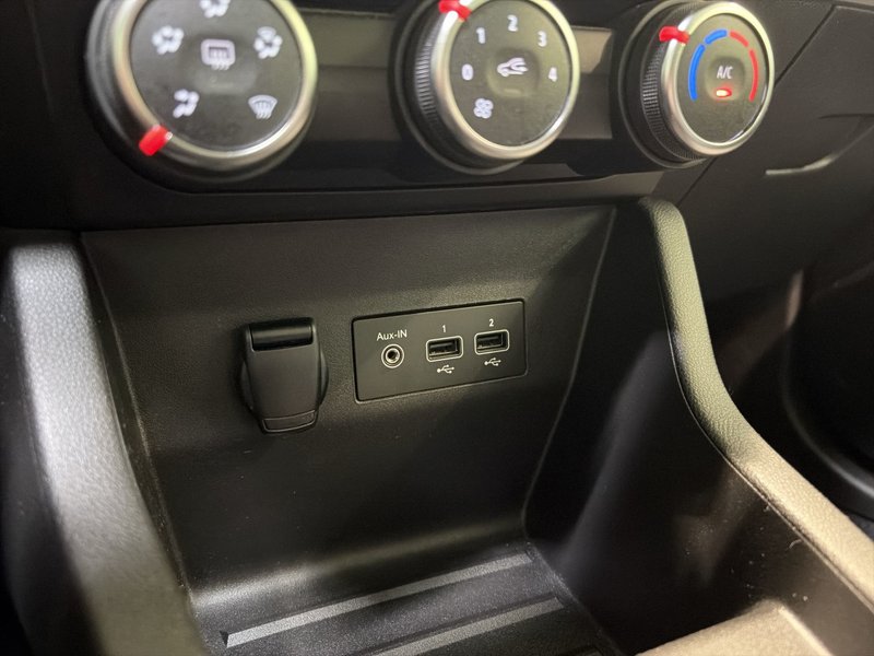 Renault Clio 2022, foto 19