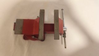 Tornillo de banco 2000 kg