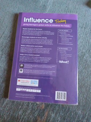 INFLUENCE TODAY 2 Student's book: libro de text...