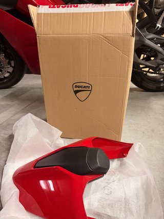 Colin deportivo Ducati Panigale V2