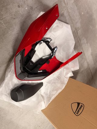 Colin deportivo Ducati Panigale V2