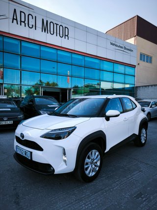 Toyota Yaris Cross 1.5 120H Business Plus