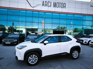 Toyota Yaris Cross 1.5 120H Business Plus