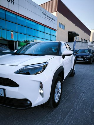 Toyota Yaris Cross 1.5 120H Business Plus