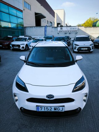 Toyota Yaris Cross 1.5 120H Business Plus