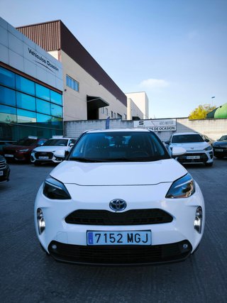 Toyota Yaris Cross 1.5 120H Business Plus