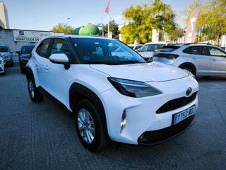 Toyota Yaris Cross 1.5 120H Business Plus
