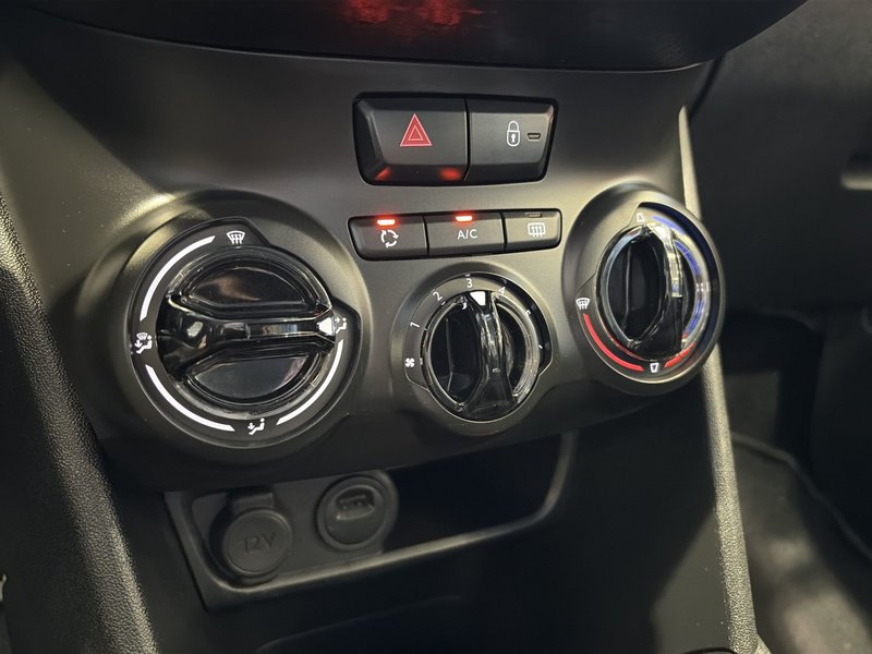 Peugeot 208 2019, foto 18