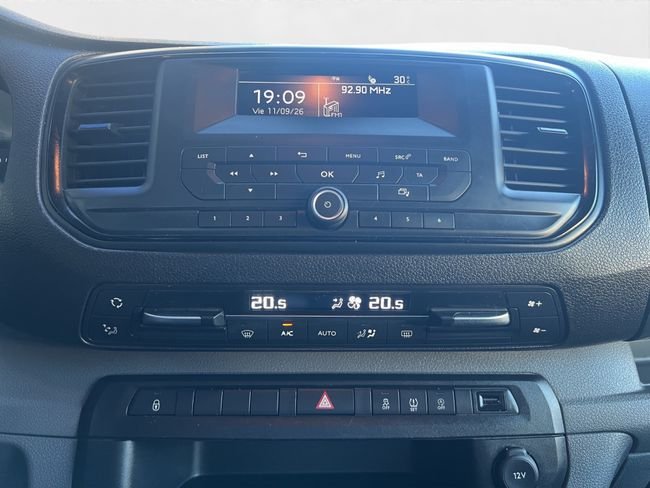 Citroën Jumpy 2020, foto 17