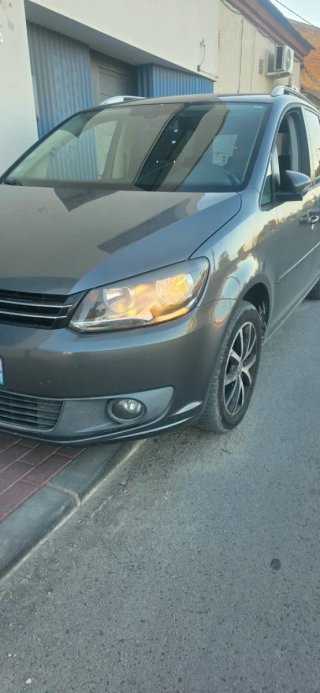 Volkswagen Touran 2012