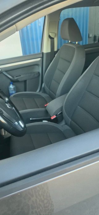 Volkswagen Touran 2012