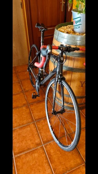 Bicicleta de Carretera Trek Negra