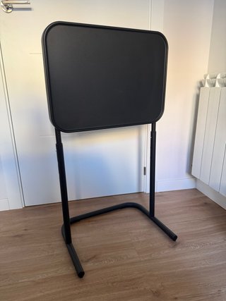Mesa auxiliar negra metal