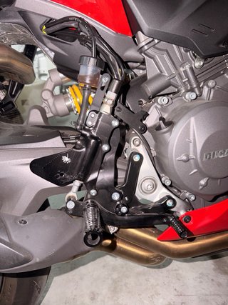 Estriberas Spyder Ducati Panigale V2