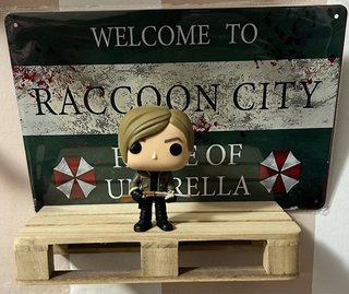 Funko Pop Leon S. Kennedy Resident Evil 156
