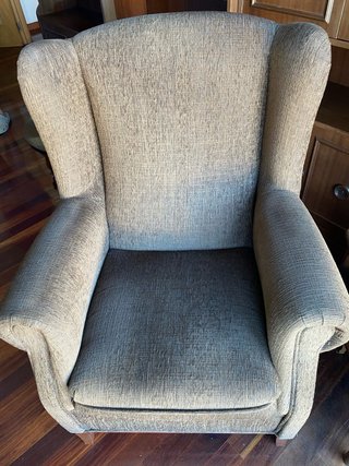 Sillón orejero vintage tela madera
