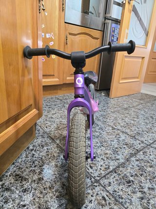 Bici sin pedales morada