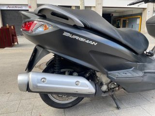 Suzuki Burgman 125 Negra