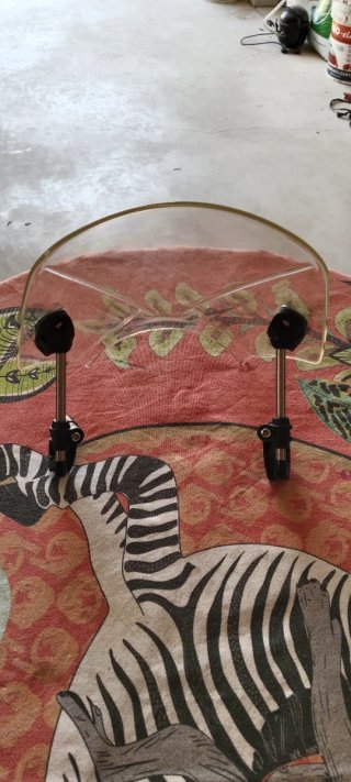 Parabrisas Moto Naked/Custom 285x330mm