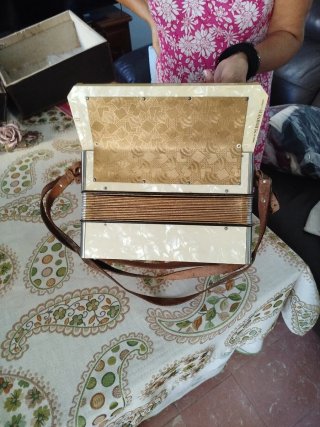 Acordeón Hohner Student III