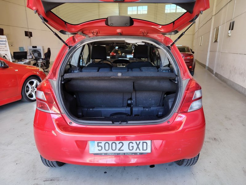 Toyota Yaris 1.3 VVT-i TS 3p 2010, foto 7
