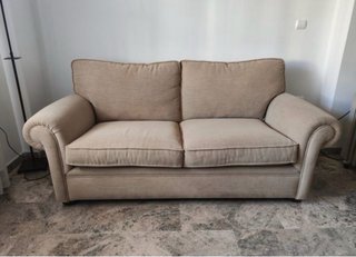Sofá beige 3 plazas