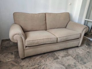 Sofá beige 3 plazas